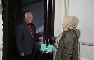 Bingöl’de 65 yaş üstündekilere hijyen seti