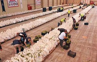 Biz Varız kampanyasında 85 bin gıda kolisi dağıtıldı