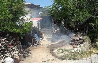 Bu mahallede yüzyıldan fazladır Ramazan’da davul...