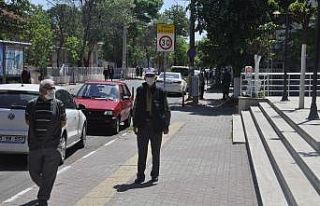 Bugün sokaklar onlarındı