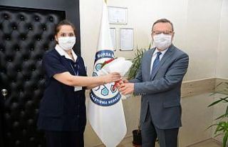 BUÜ Hastanesi hemşirelerine özel kutlama