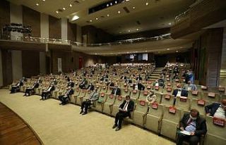 Büyükşehir meclisi toplandı