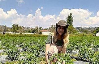 Büyükşehirden kaçıp döndüğü köyünde organik...