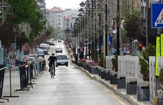 Cadde ve sokaklar yeniden sessizliğe büründü