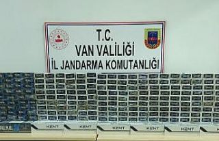 Çaldıran’da 6 bin 200 paket kaçak sigara ele...