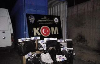 Çamaşır makinesinin altındaki gizli bölmede 7...