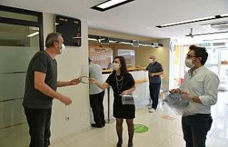 Çiğli Belediyesinden esnaf ve banka çalışanlarına...