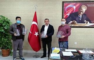 Çorlu’da vefa destek grubunun siperlik maskeleri...