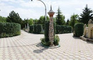 Çorum’da mezarlıklar bayram ziyaretine hazırlandı