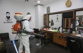 Darıca’da berber ve kuaförler dezenfekte edildi