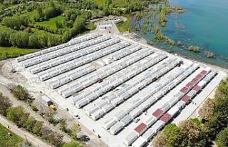 Depremin merkezi Sivrice’de Konteyner kentte yaşam