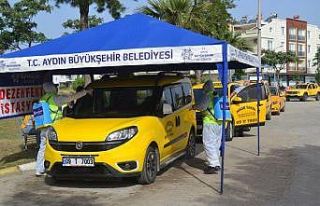Didim’de taksiler dezenfekte edildi