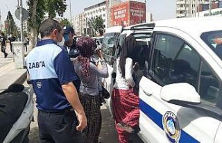 Dilenciler ile tartıcı arasındaki yer kavgası...