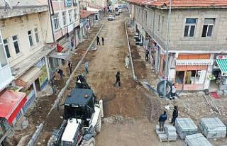 Diriliş Meydanı ve Kasaplar Çarşısında altyapı...