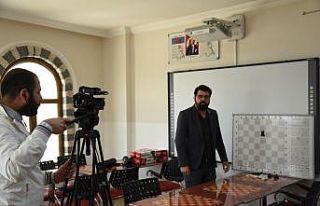 Diyarbakır Büyükşehir Belediyesinden öğrencilere...