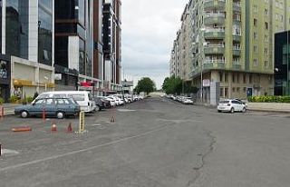 Diyarbakır’da cadde ve sokaklar kısıtlama sonrası...