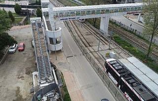 Doğupark’a ‘yürüyen merdivenli üst geçit’