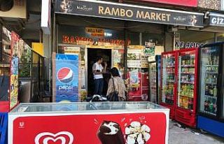 Dondurma hırsızı güvenlik kameralarına yakalandı