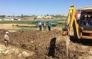 Dumlupınar’a halı saha