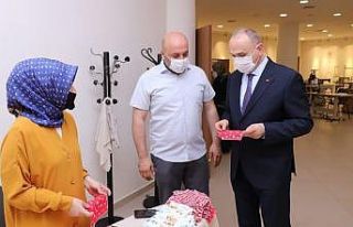 Düzce Belediyesinin günlük maske üretimi 21 bini...