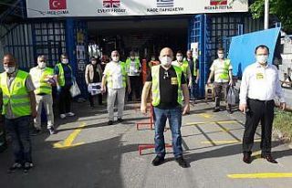 Edirne’de pazarlar sosyal mesafe kurallarına göre...