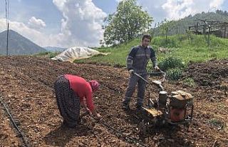 "Ekilmedik bir karış yer kalmasın" çağrısına...