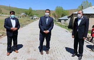 Erciş Belediyesinden parke taşı döşeme çalışması