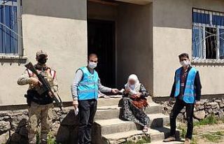 Erciş vefa grupları çalışmalarını aralıksız...