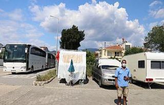 Ev kirasına isyan etti, kredi çekip karavan aldı