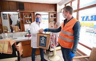 Fatsa Belediyesinden 200 berber ve kuaföre hijyen...