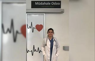 Finike Devlet Hastanesinde Acil Servis Hekimi göreve...