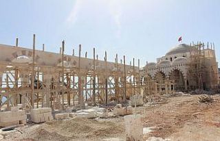Finike Eroğlu Nuri Cami inşaatında sona doğru
