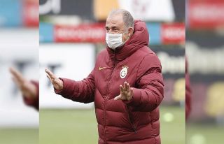 Galatasaray, günü çift idmanla tamamladı