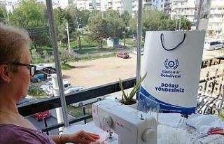 Gaziemirli kadınlardan maske seferberliği
