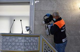 Gemlik’te camiler dezenfekte ediliyor