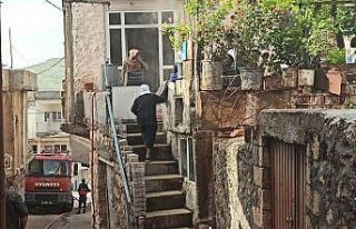 Gercüş’te ev yandı tüm eşyalar kullanılamaz...