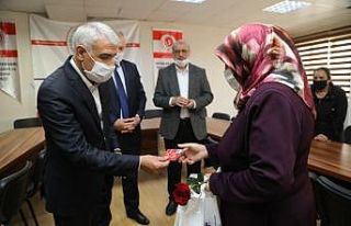 Güder yetim anneleri ile bir araya geldi