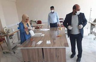 Güroymak’ta maske üretimi