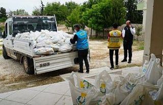 Haliliye kırsalındaki vatandaşlara gıda desteği