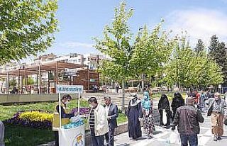 Haliliye’de maske üretimi ve dağıtımı sürüyor