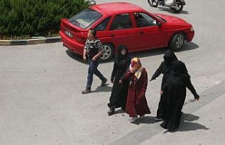 Havalar ısındı sosyal mesafe unutuldu