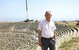 Helenistik Tiyatro, orijinalliği korunarak ayağa...