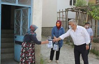 Hisarcık Belediyesi halka ücretsiz ‘el dezenfektanı...