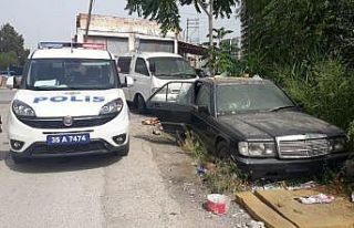 Hurda otomobil içerisinde ölü bulundu