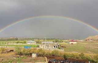 Iğdır’da yağmur sonrası oluşan gökkuşağı...