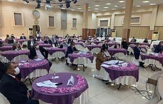 Isparta Belediye Meclisinden gül kaplı masalarda...