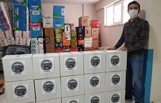 İstanbul Genç Gazililer Derneği gıda kolilerini...