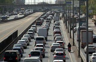 İstanbul’da kısıtlamanın ardından trafik yoğunluğu