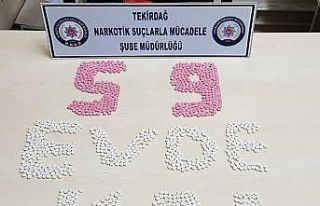 İstanbul’dan getirdikleri bin 475 uyuşturucu hapla...