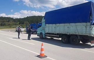 İstanbul’dan kaçak gelen iki kişi Kastamonu’da...